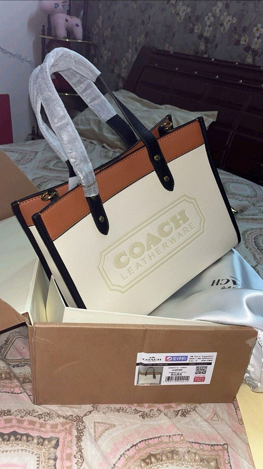 COACH field tote 30